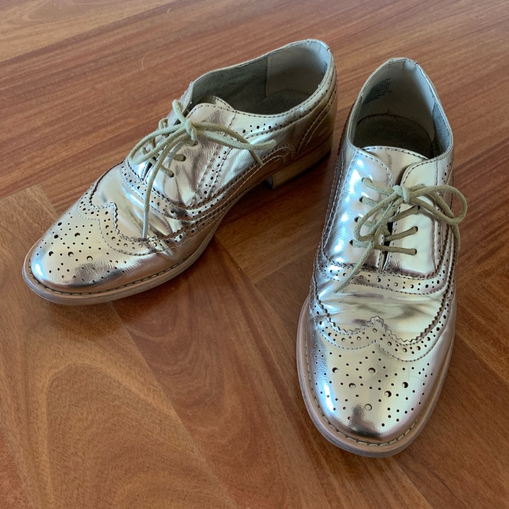 Gold oxfords